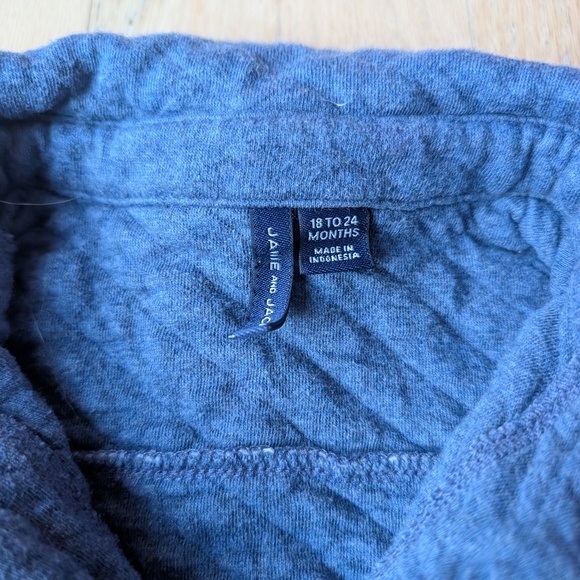 Janie and Jack Gray Striped Henley and Blue Quilted Top Bundle Size 18-24 Months - Picture 3 of 4